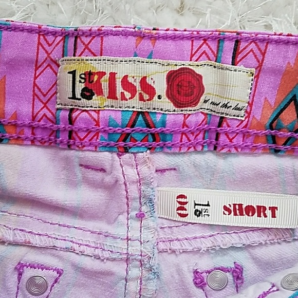 Super cute shorts, size 00 - Picture 3 of 4